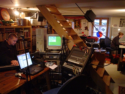 Radio-Derive_studio.jpg